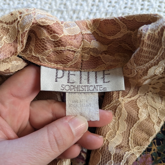 Vintage Petite Sophisticate Short Sleeve Top Lace Collar Floral Women's Medium - Picture 4 of 9